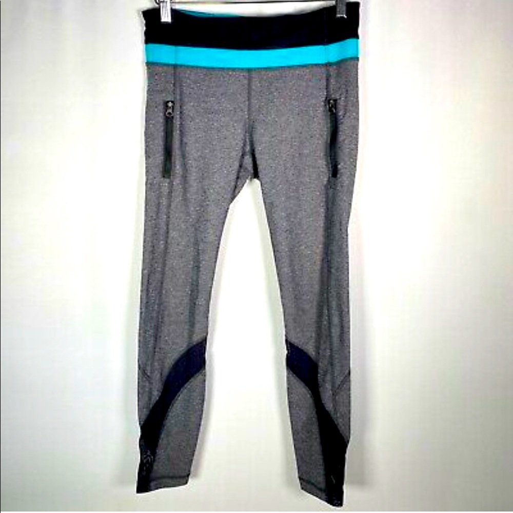 Lululemon leggings/Mesh and pockets